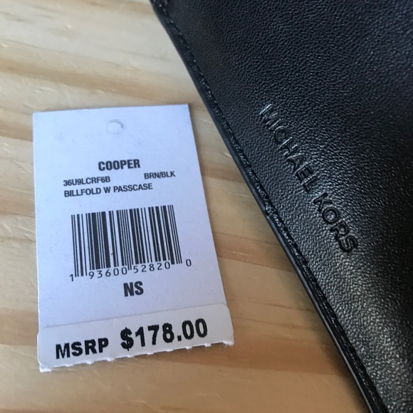 Michael Kors wallet men🎈🎈 - Picture 4 of 7